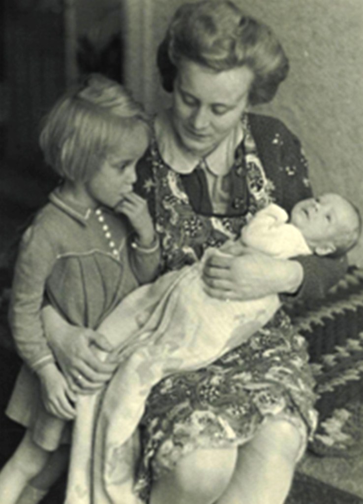 Brief58-Original-neu-Fam-Foto2_Starless-in-Stalingrad-Dokumentarisches-Labor